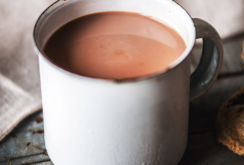 Receta fácil de chocolate caliente colombiano para acompañar tu desayuno